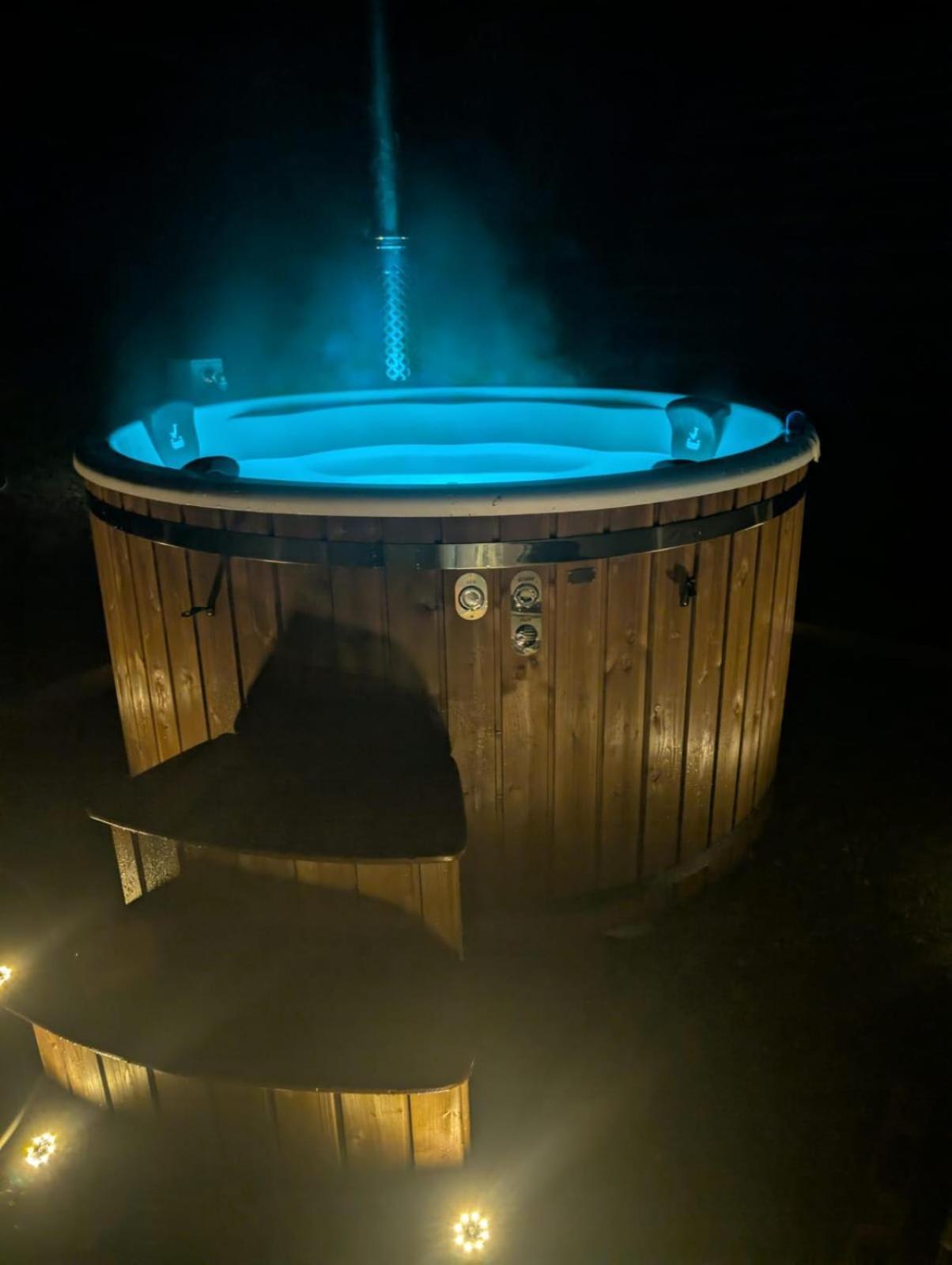 Caplor Glamping & Lodges 헤리퍼드 외부 사진