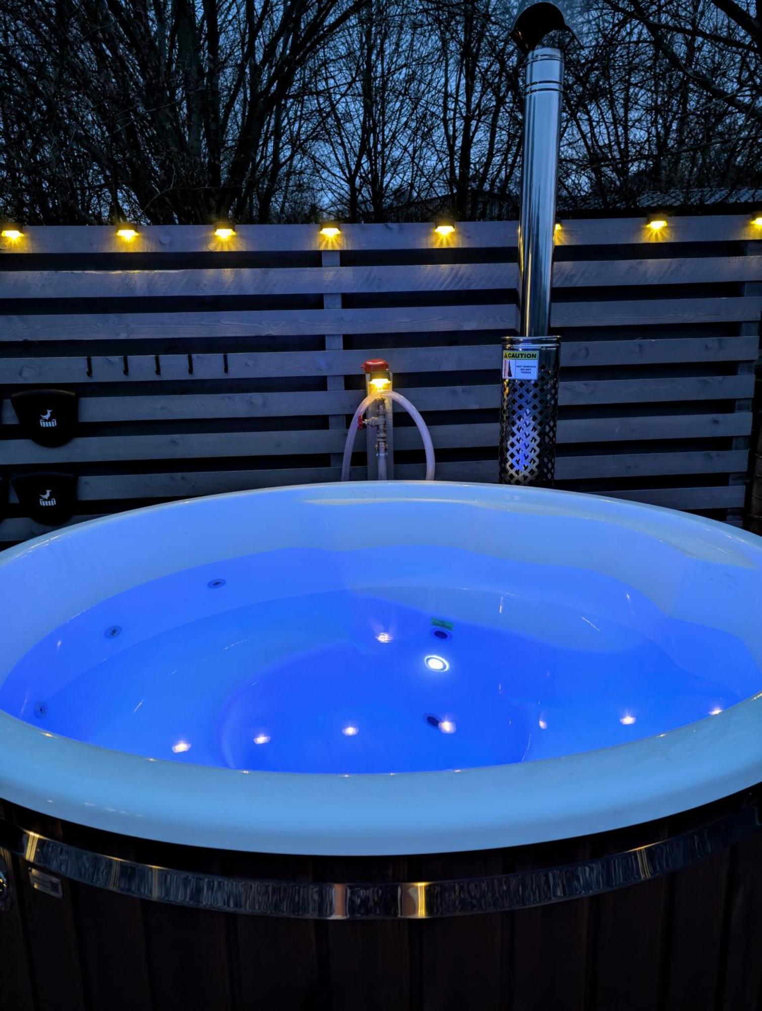 Caplor Glamping & Lodges 헤리퍼드 외부 사진